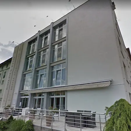 Prostorný Dvoupokojový 52m2 Plzeň